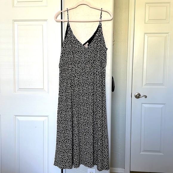 H&M Dresses & Skirts - H&M‎ Polka Dot Maxi Dress